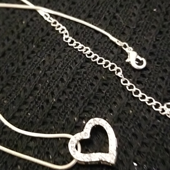 Heart with chain - Picture 3 of 4